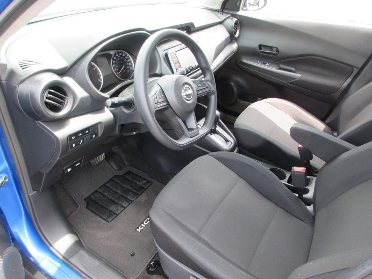 2024 Nissan Kicks S Photo