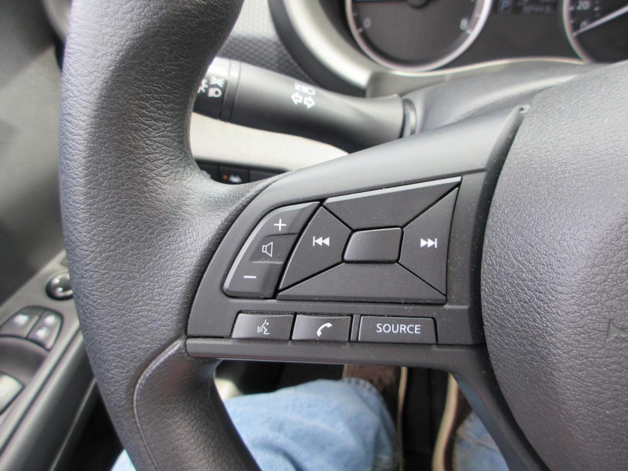 2024 Nissan Kicks S Photo
