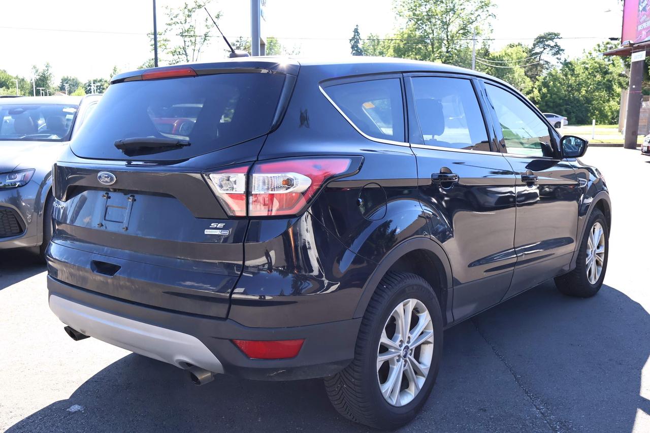 2017 Ford Escape SE Photo4