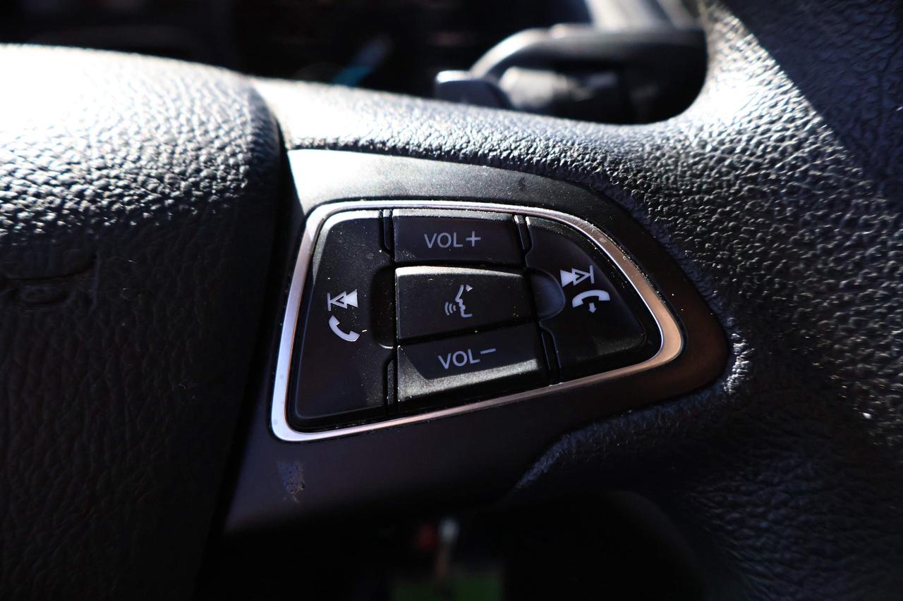 2017 Ford Escape SE Photo