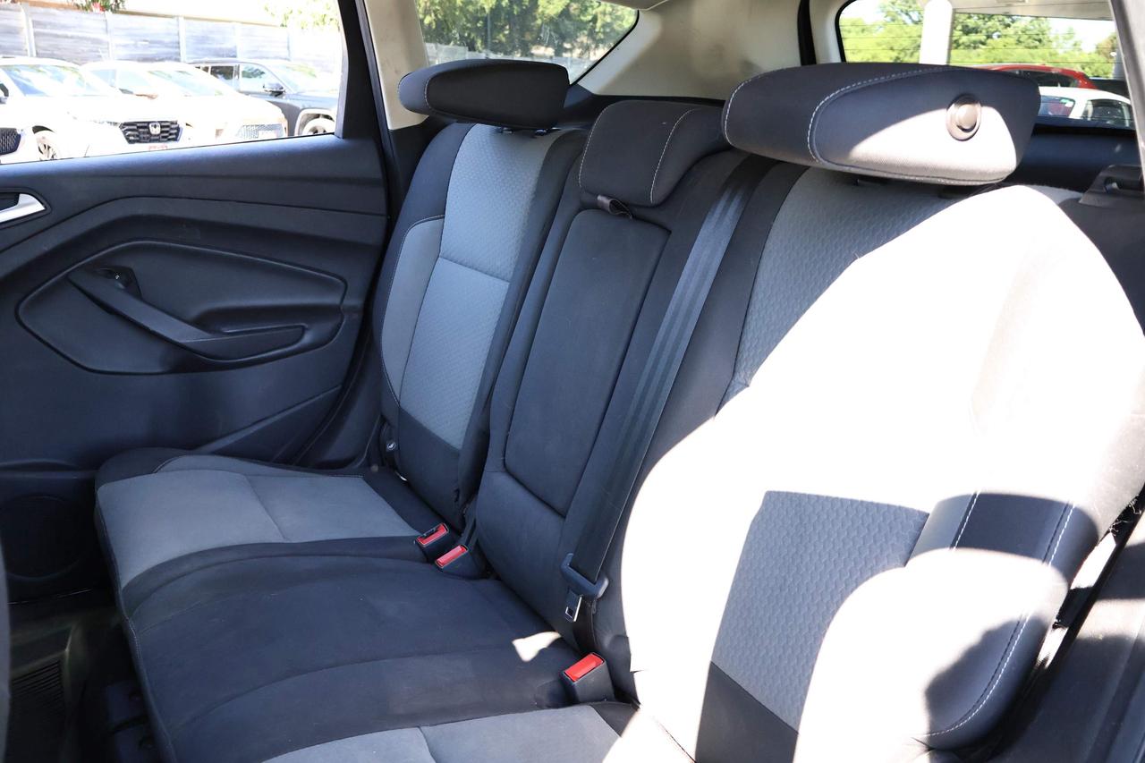 2017 Ford Escape SE Photo