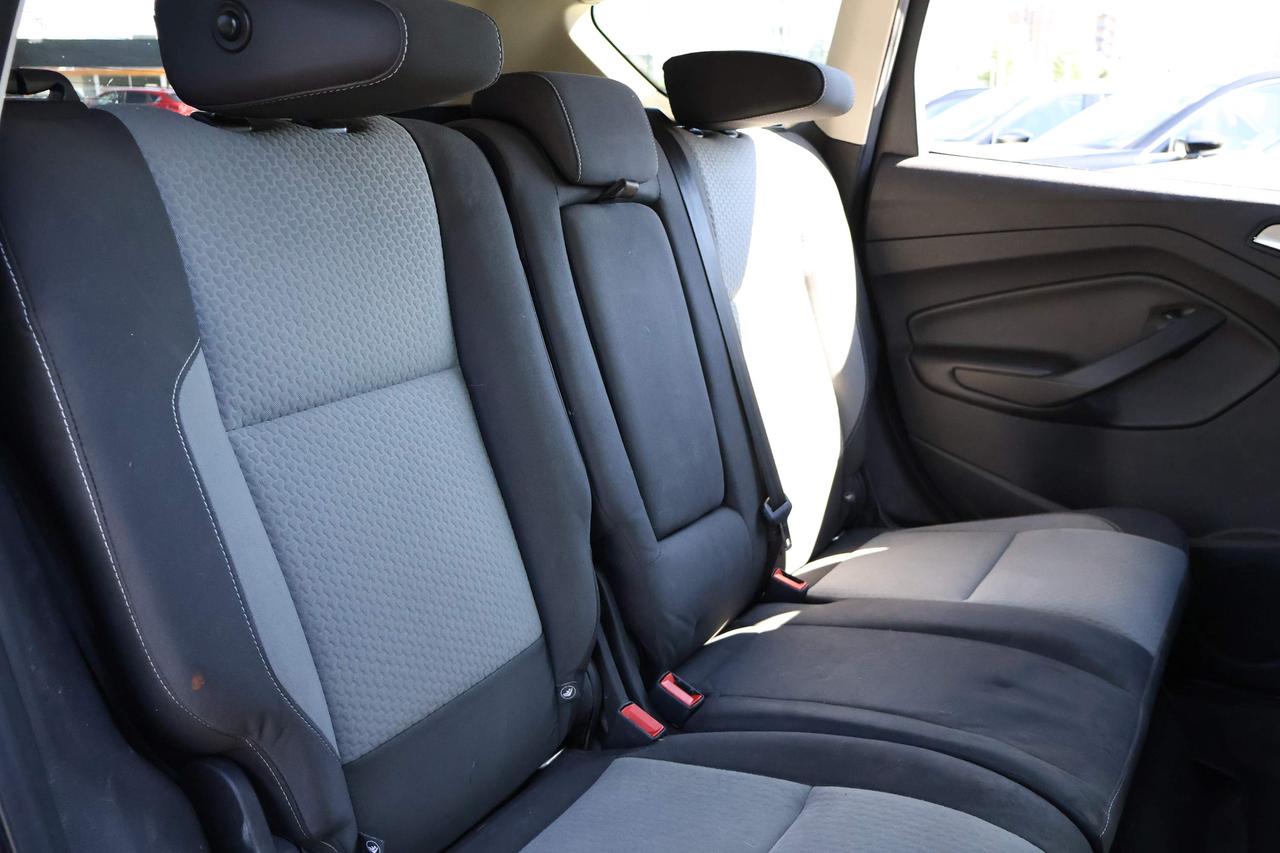 2017 Ford Escape SE Photo
