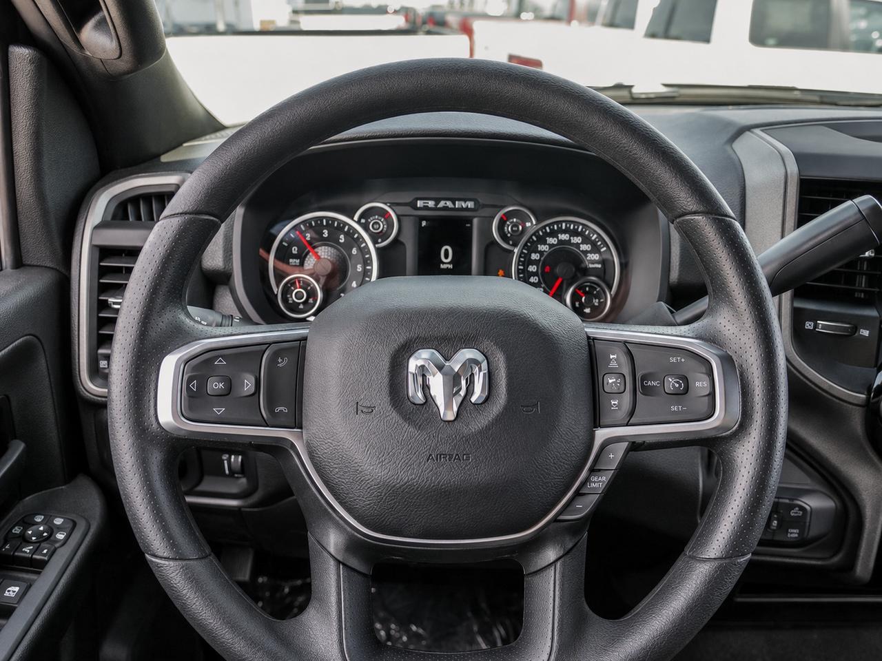 2026 RAM 2500 WARLOCK | 6.4L HEMI | Level 1 | Gooseneck | 4x4 Photo