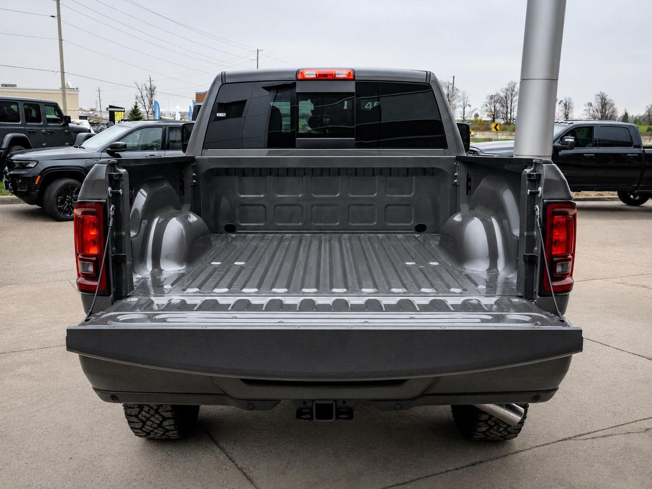 2026 RAM 2500 WARLOCK | 6.4L HEMI | Level 1 | Gooseneck | 4x4 Photo
