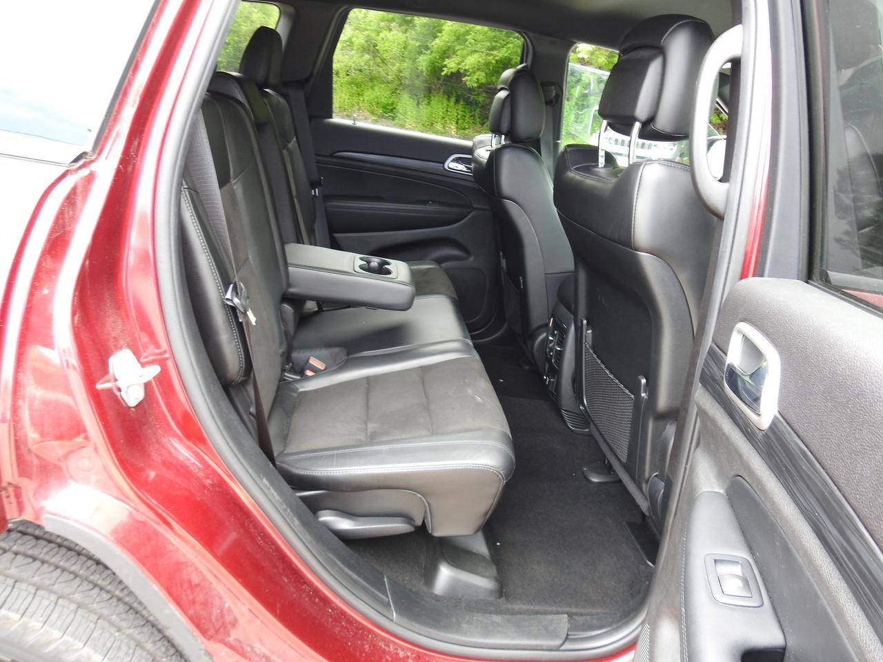 2020 Jeep Grand Cherokee ALTITUDE 4x4 - TOW PACKAGE- CLEAN CARFAX Photo