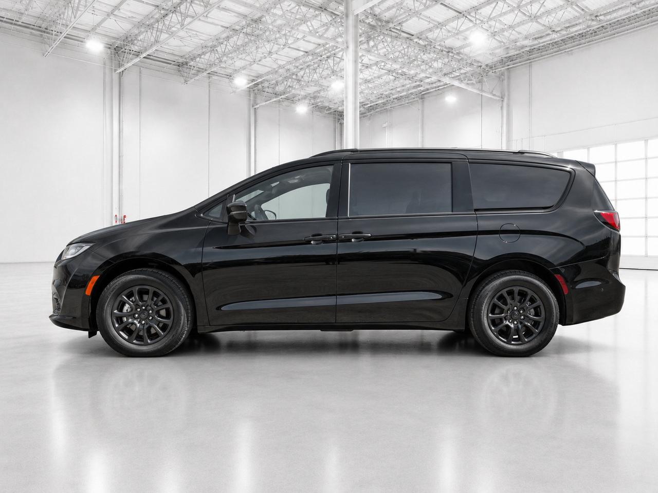 2027 Chrysler Pacifica Select AWD Photo