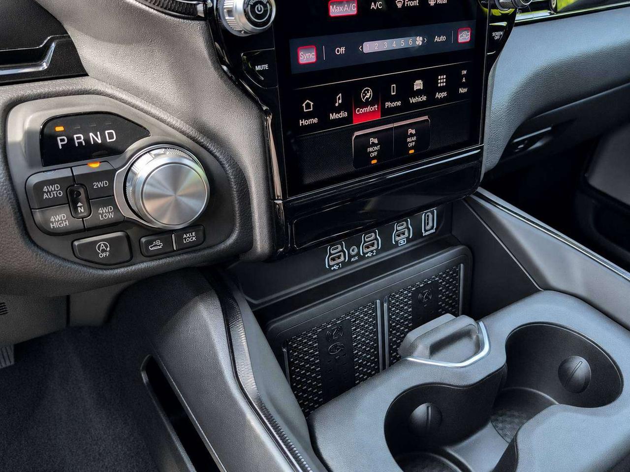 2026 RAM 1500 REBEL | Level 2 | Pano Roof | Adv Safety | HEMI Photo