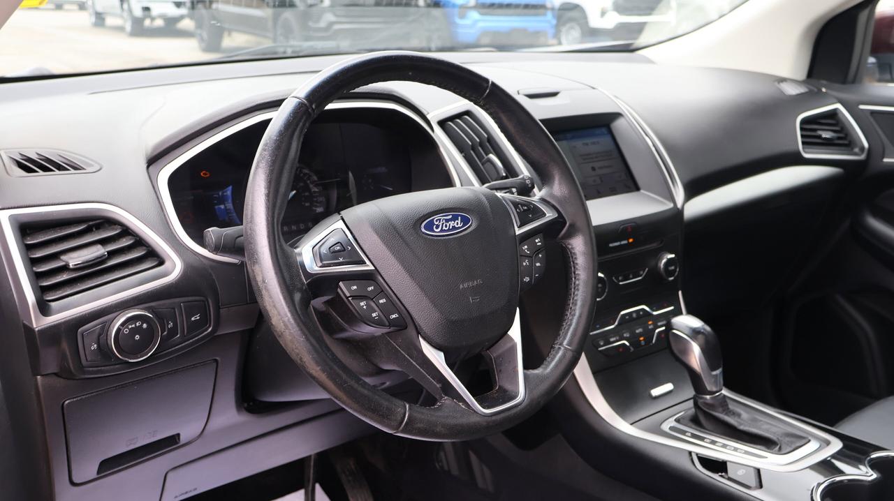 2018 Ford Edge SEL | | CD Player | Photo