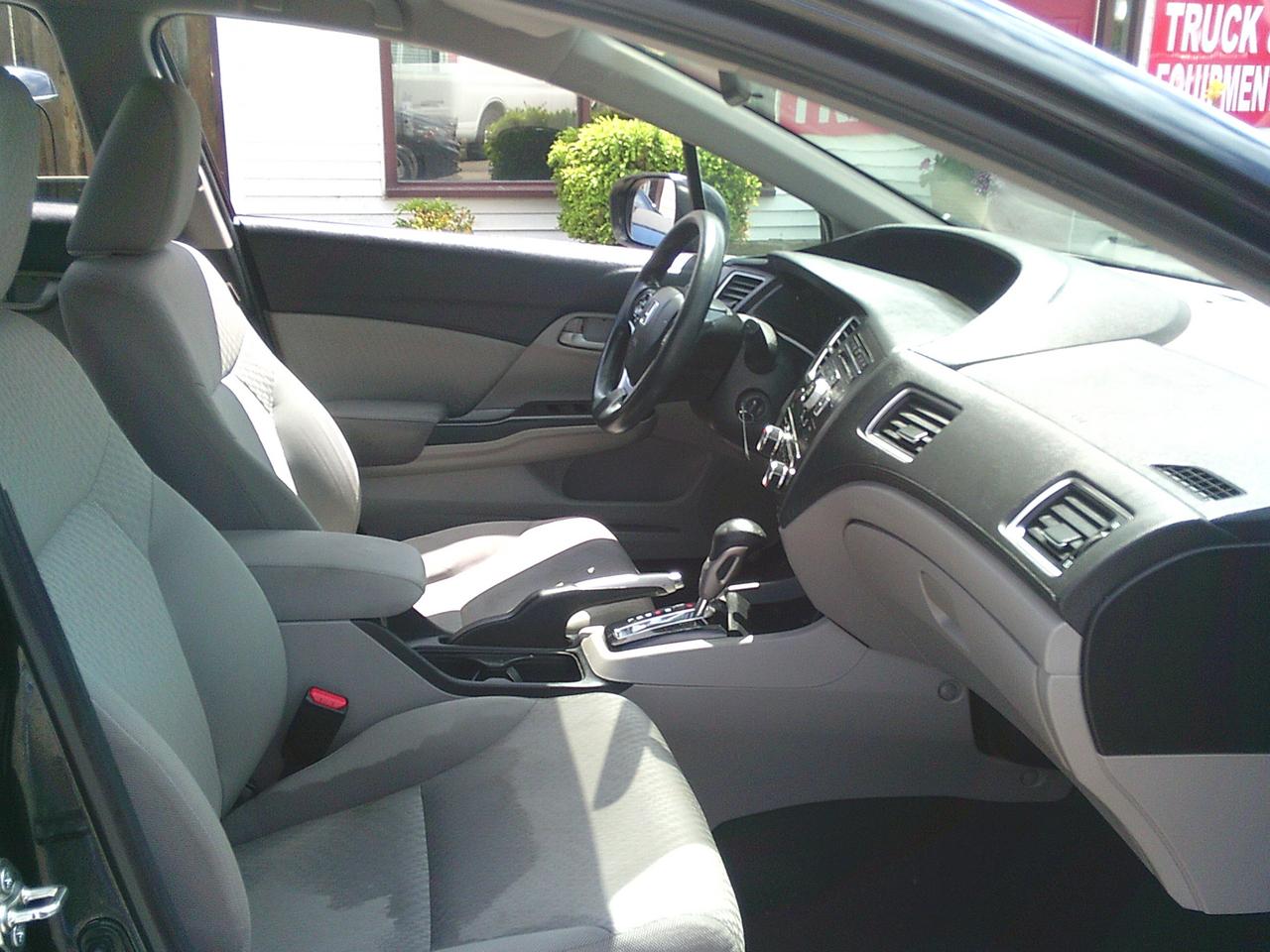 2015 Honda Civic Sedan 4dr Auto LX Photo