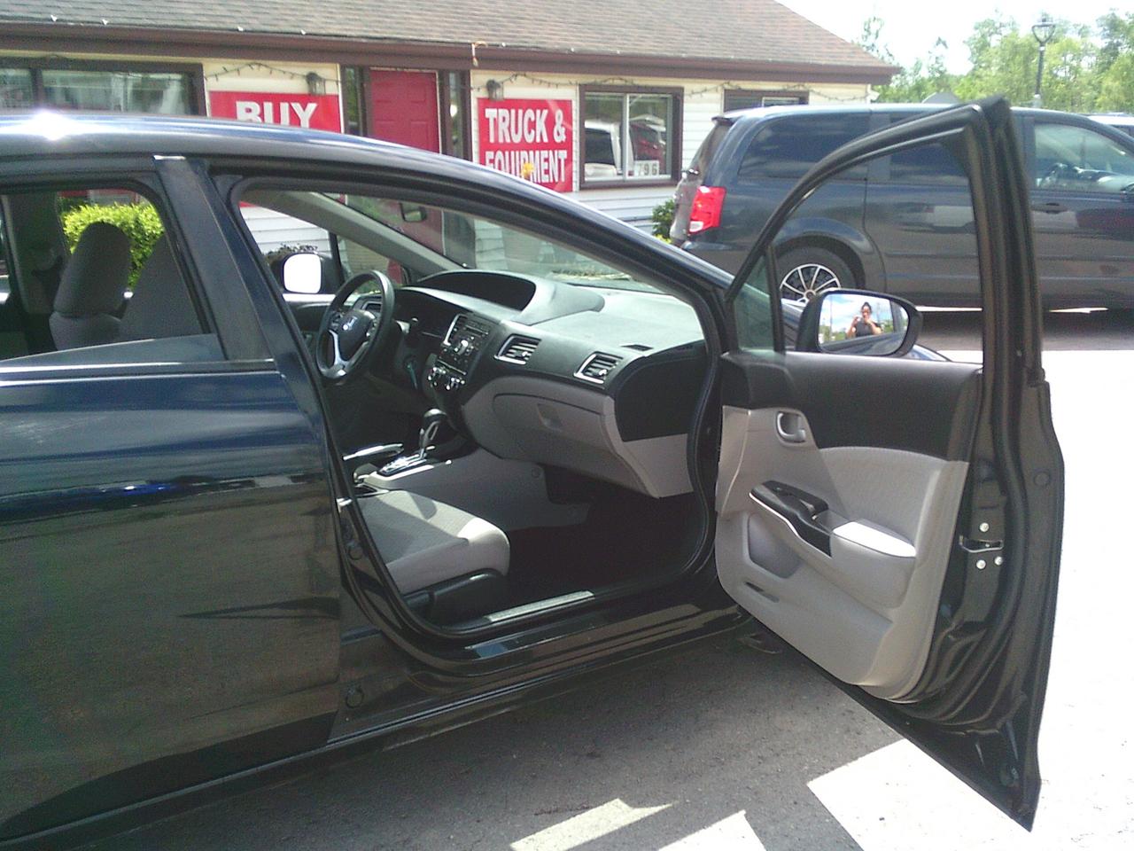 2015 Honda Civic Sedan 4dr Auto LX Photo