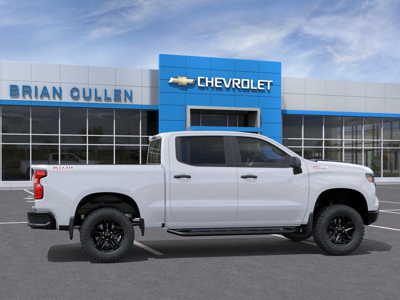 2026 Chevrolet Silverado 1500 Custom Trail Boss Crew Cab Short Box 4-Wheel Drive Custom Trail Boss Photo