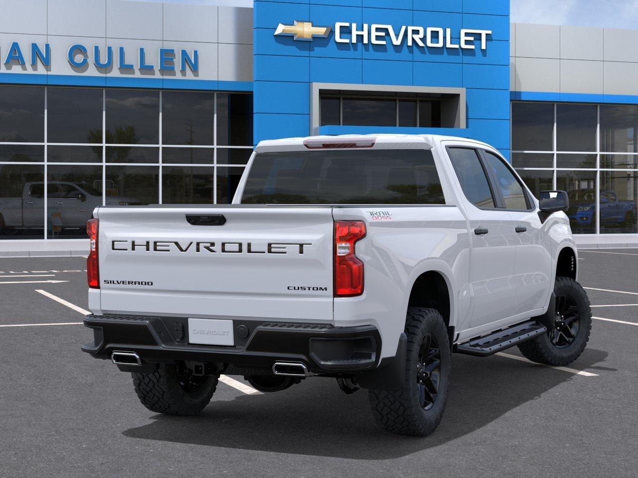 2026 Chevrolet Silverado 1500 Custom Trail Boss Crew Cab Short Box 4-Wheel Drive Custom Trail Boss Photo
