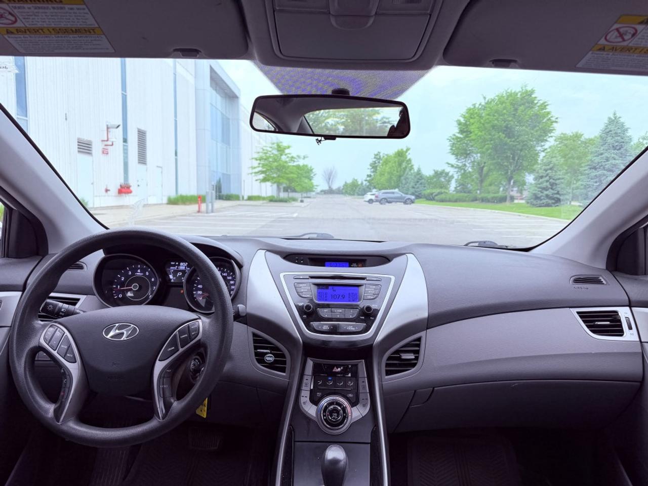 2013 Hyundai Elantra 5dr Hatchback Automatic GL *Ltd Avail* Photo