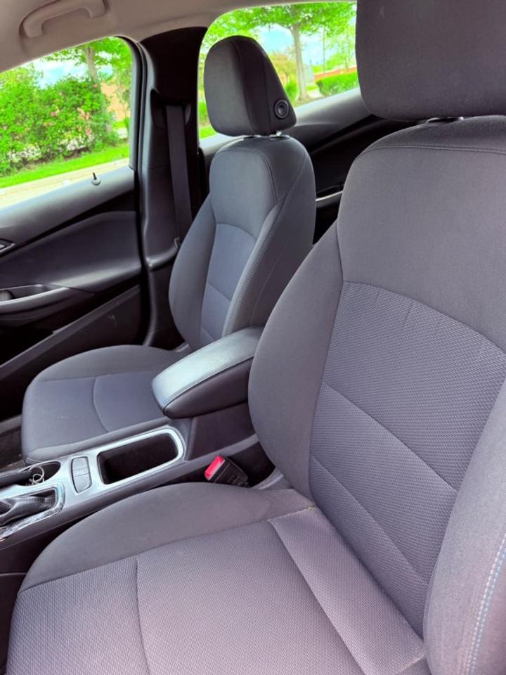 2018 Chevrolet Cruze LT Auto 4dr Sedan Automatic Photo