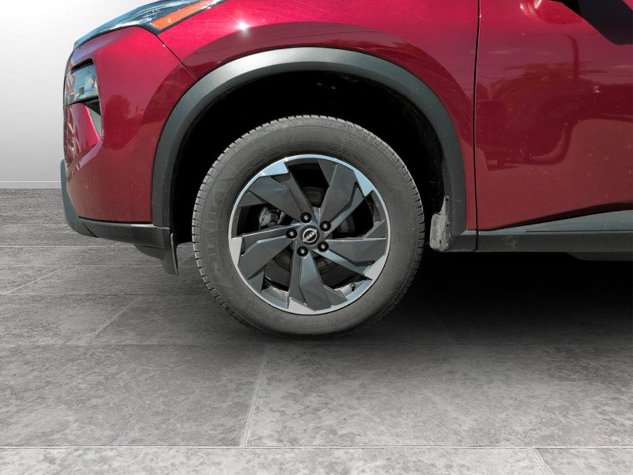 2024 Nissan Rogue SV Photo