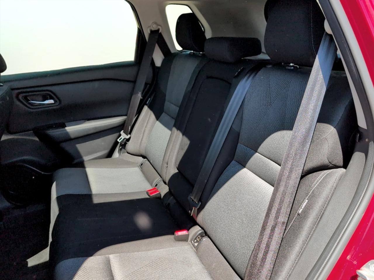 2024 Nissan Rogue SV Photo