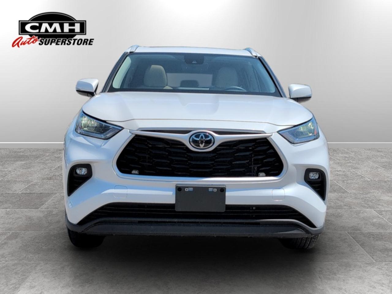 2023 Toyota Highlander XLE Photo