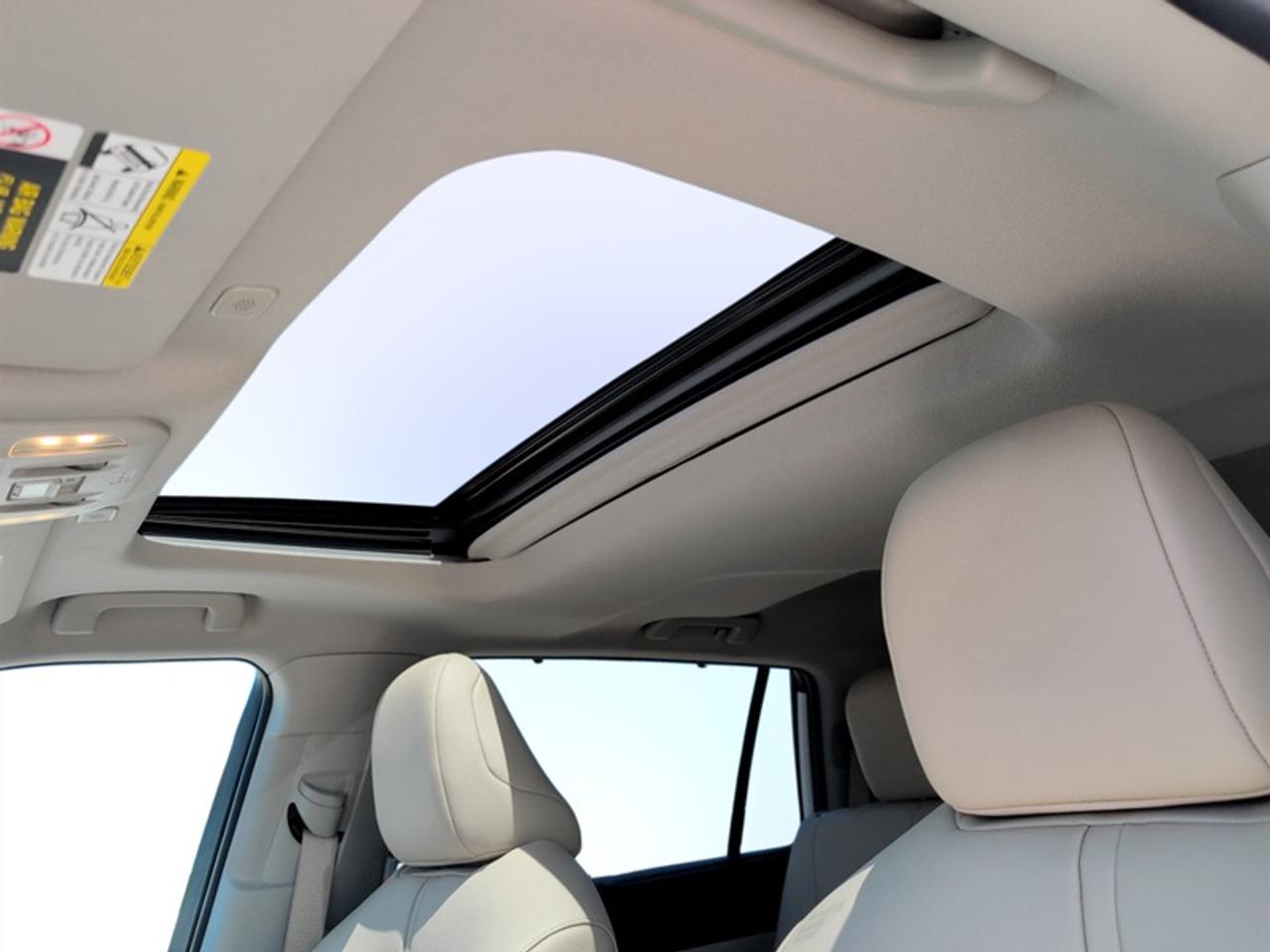 2023 Toyota Highlander XLE Photo