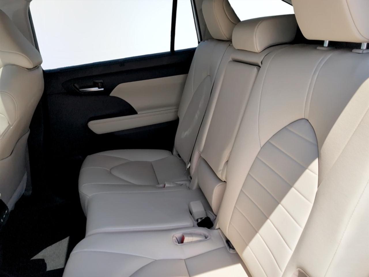 2023 Toyota Highlander XLE Photo