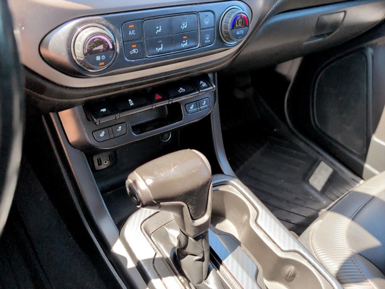 2021 GMC Canyon AT4 w/Cloth Photo