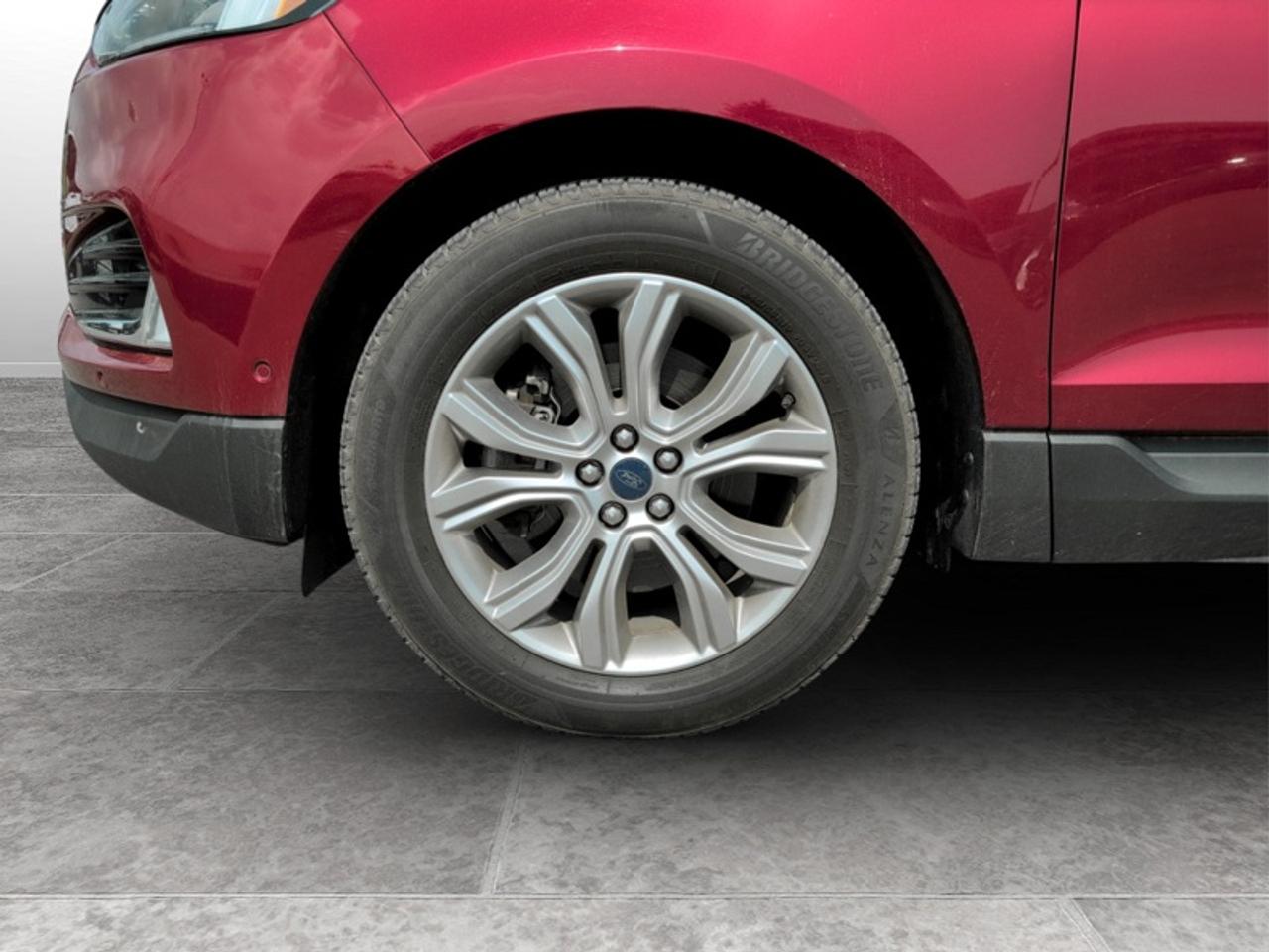 2019 Ford Edge Titanium AWD  **CLEAN CARFAX** Photo