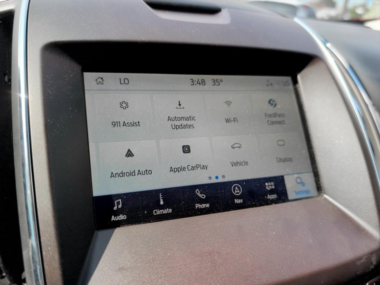 2019 Ford Edge Titanium AWD  **CLEAN CARFAX** Photo