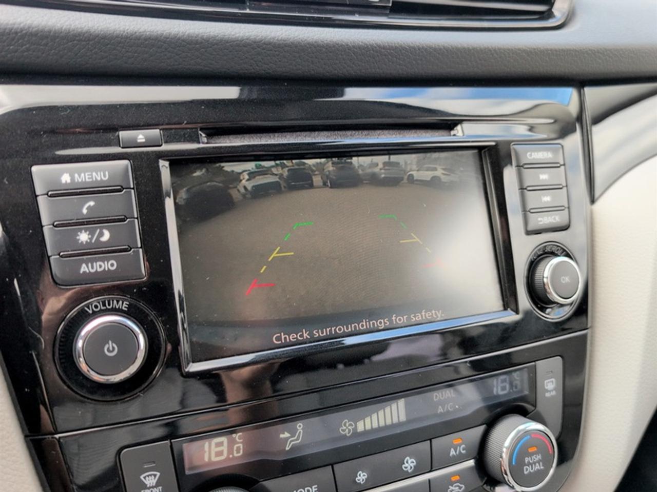 2022 Nissan Qashqai SV  **CLEAN CARFAX - SUNROOF** Photo