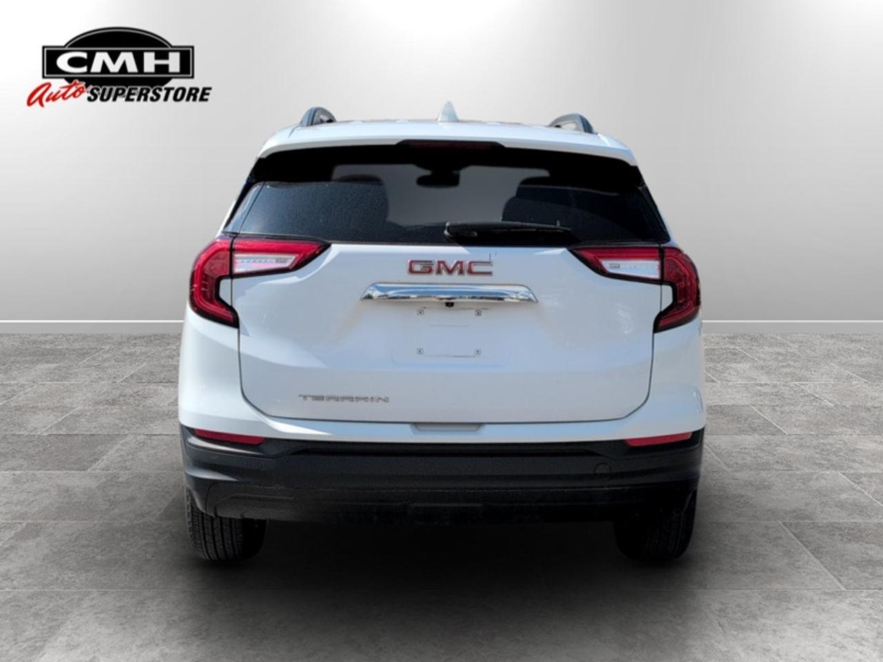 2022 GMC Terrain SLE  **APPLE CARPLAY - HTD SEATS** Photo