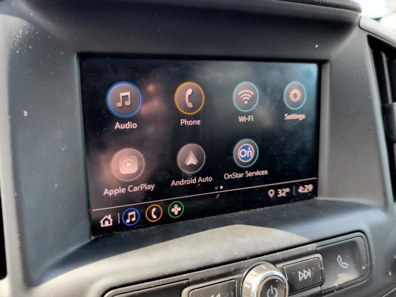 2022 GMC Terrain SLE  **APPLE CARPLAY - HTD SEATS** Photo
