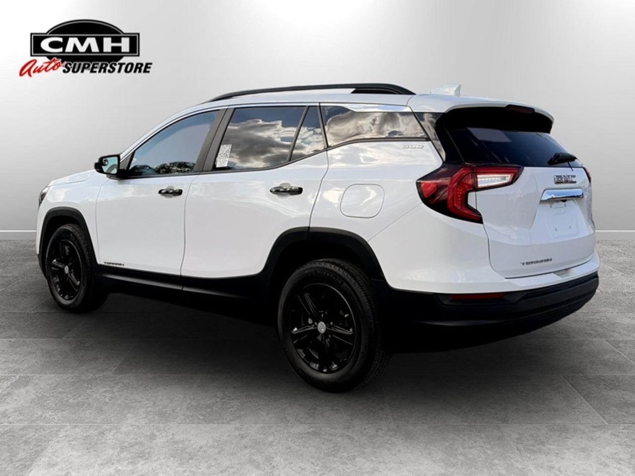 2022 GMC Terrain SLE  **APPLE CARPLAY - HTD SEATS** Photo