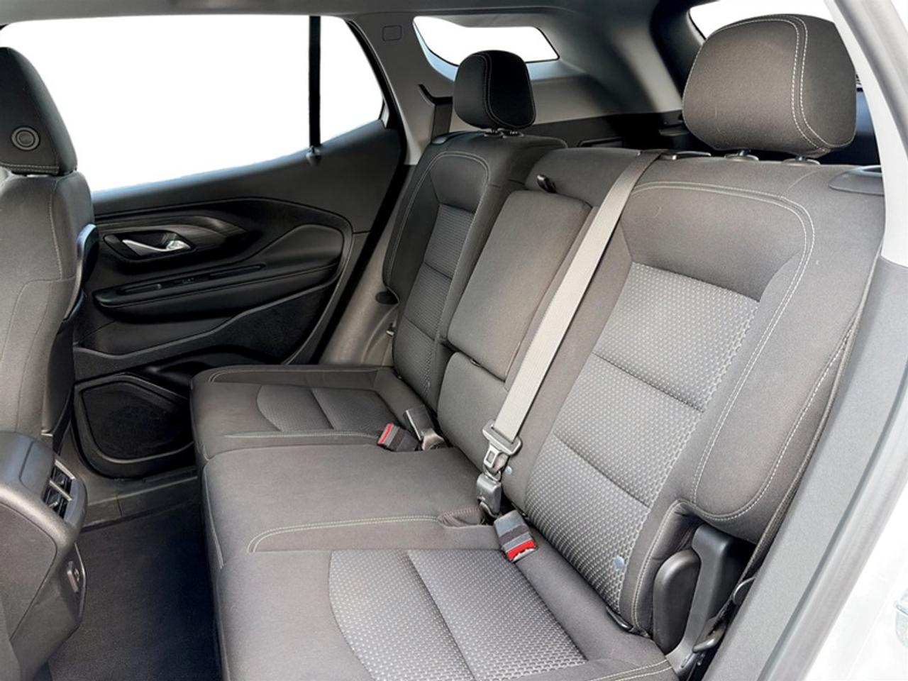 2022 GMC Terrain SLE  **APPLE CARPLAY - HTD SEATS** Photo