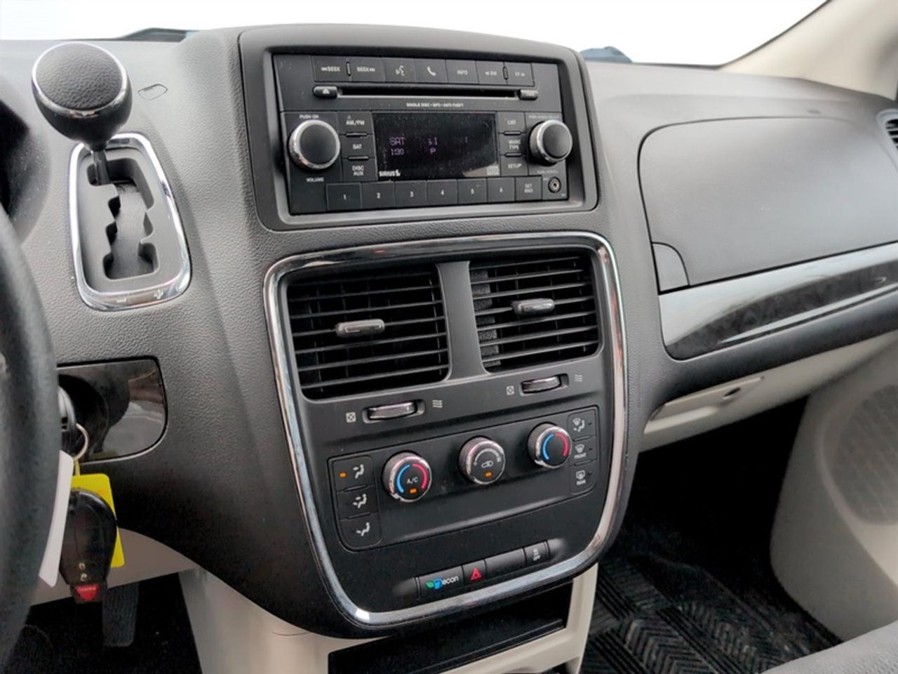 2019 Dodge Grand Caravan SXT ``STOW N GO``  - Low Mileage Photo