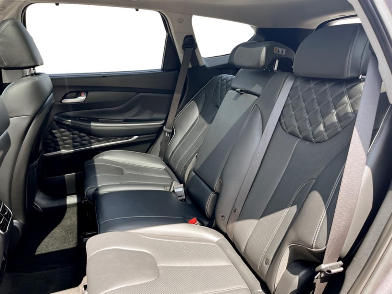 2021 Hyundai Santa Fe Hybrid Luxury AWD  **PANO ROOF** Photo