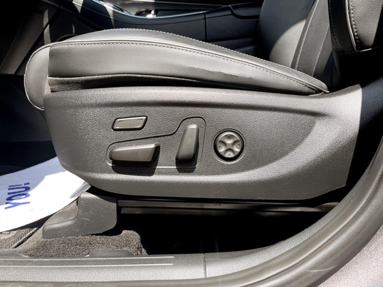 2021 Hyundai Santa Fe Hybrid Luxury AWD  **PANO ROOF** Photo