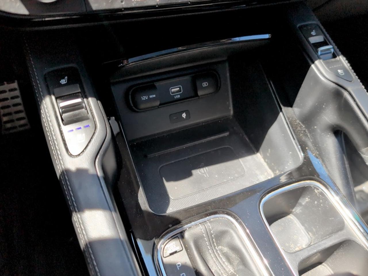 2021 Kia Telluride SX Limited  **CLEAN CARFAX** Photo