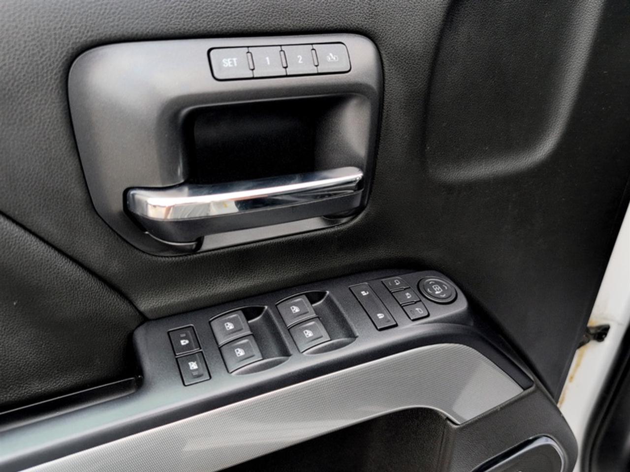 2018 Chevrolet Silverado 2500 HD LTZ  *DIESEL - Z71 PKG* Photo