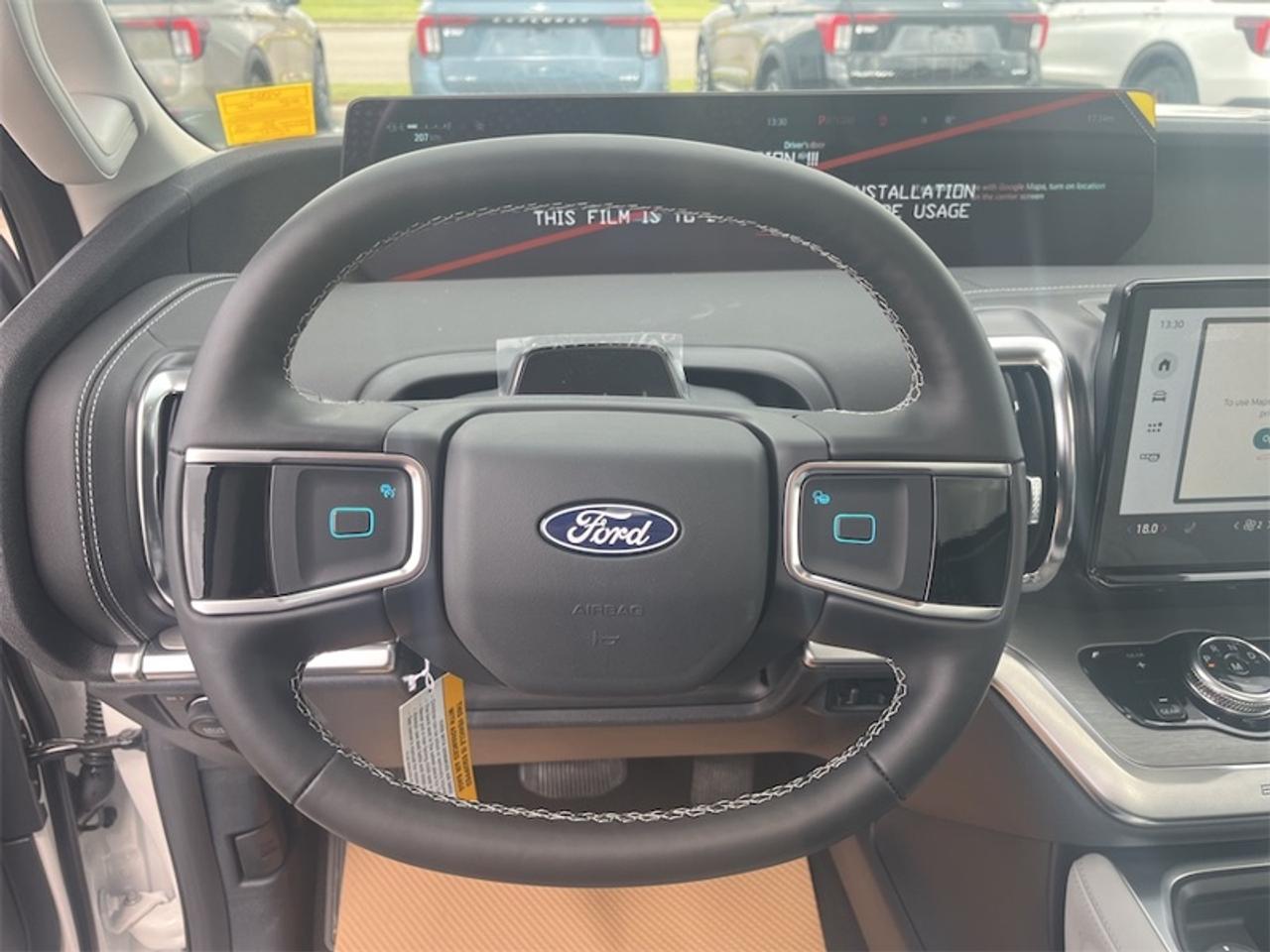 2027 Ford Expedition Platinum Max Photo5