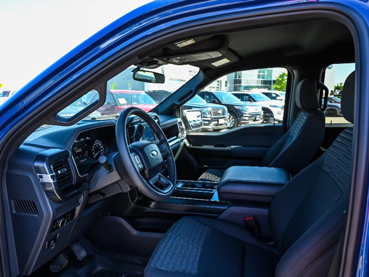 2023 Ford F-150 XL Photo