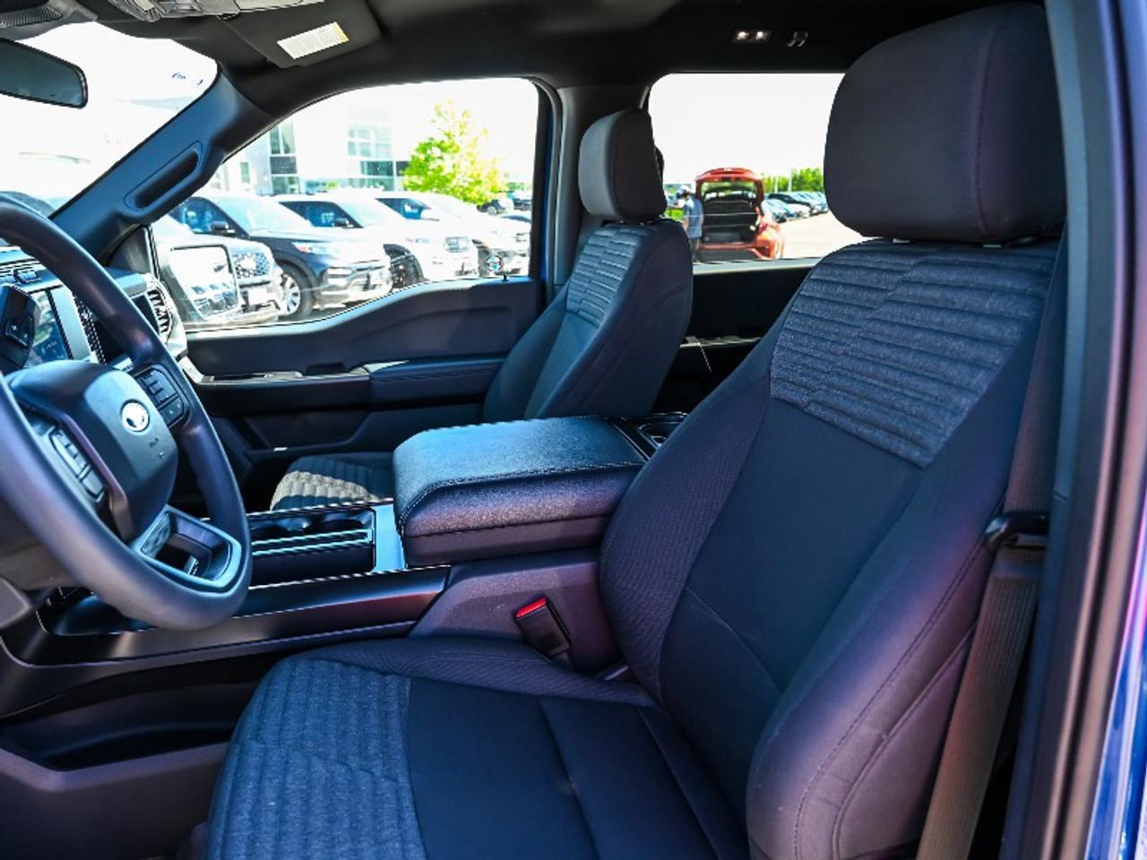 2023 Ford F-150 XL Photo