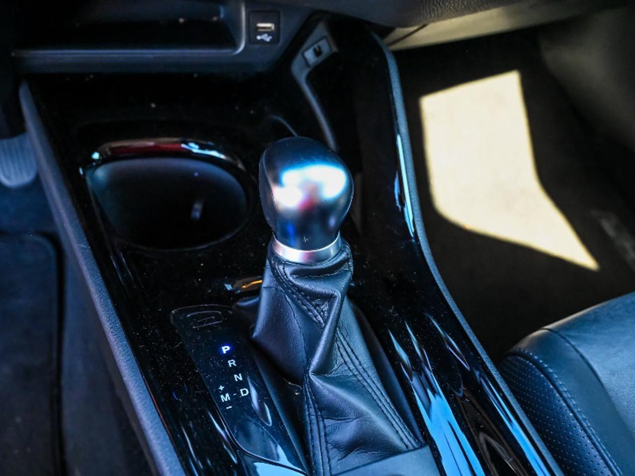 2020 Toyota C-HR LE Photo