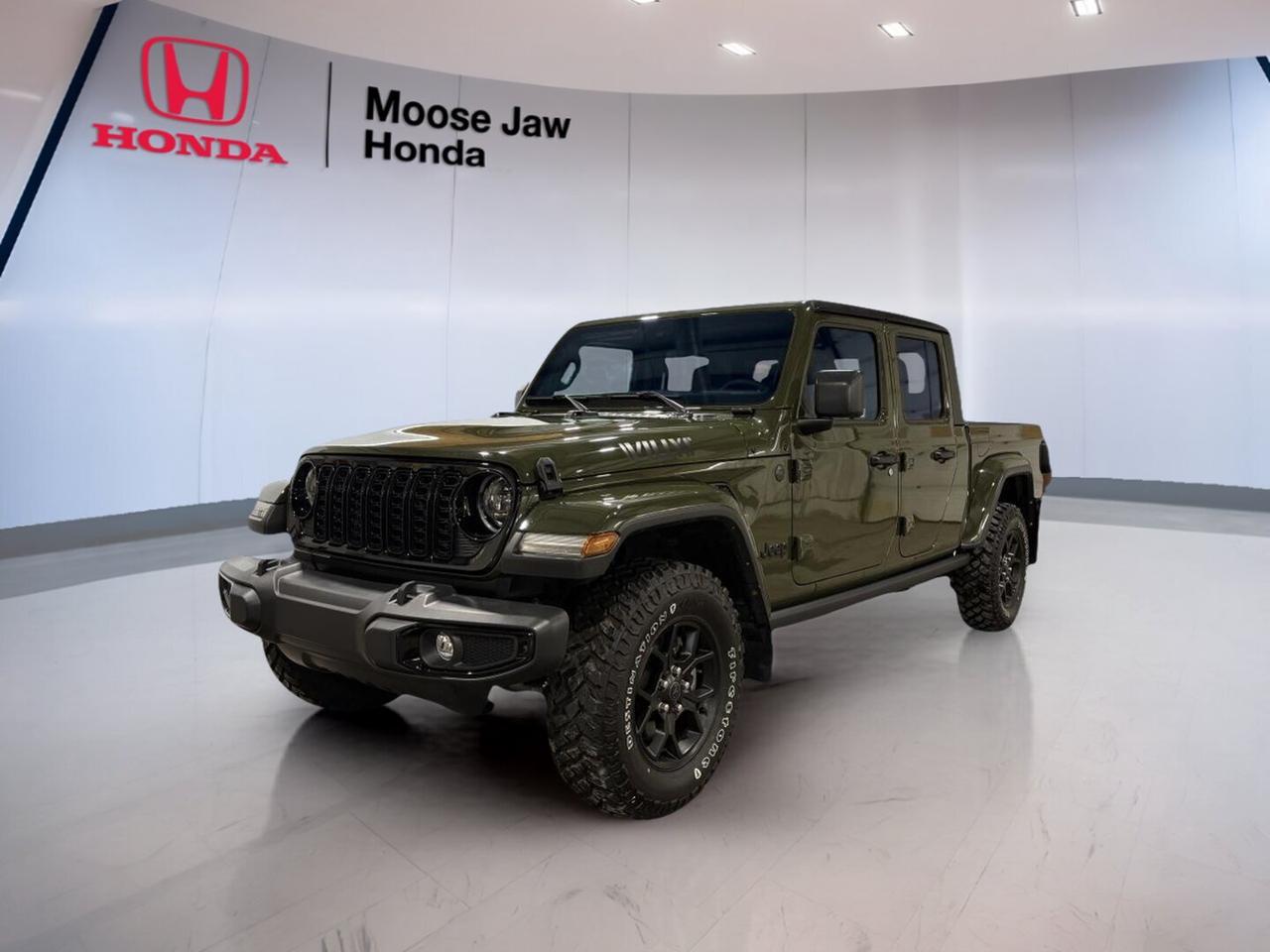 Used 2024 Jeep Gladiator Willys for sale in Moose Jaw, SK