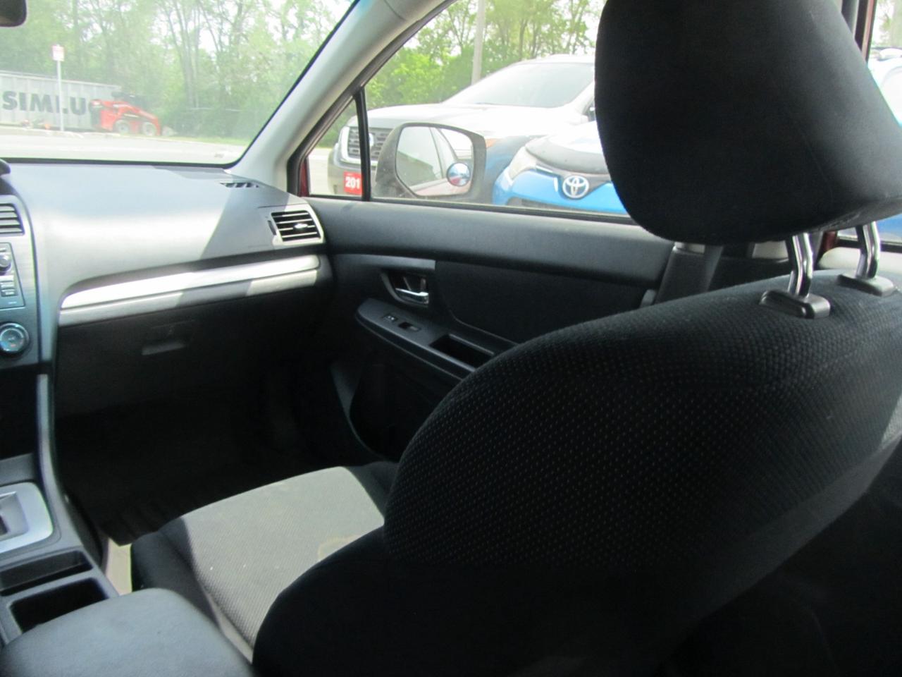 2014 Subaru Impreza 5dr Auto 2.0i Premium Photo