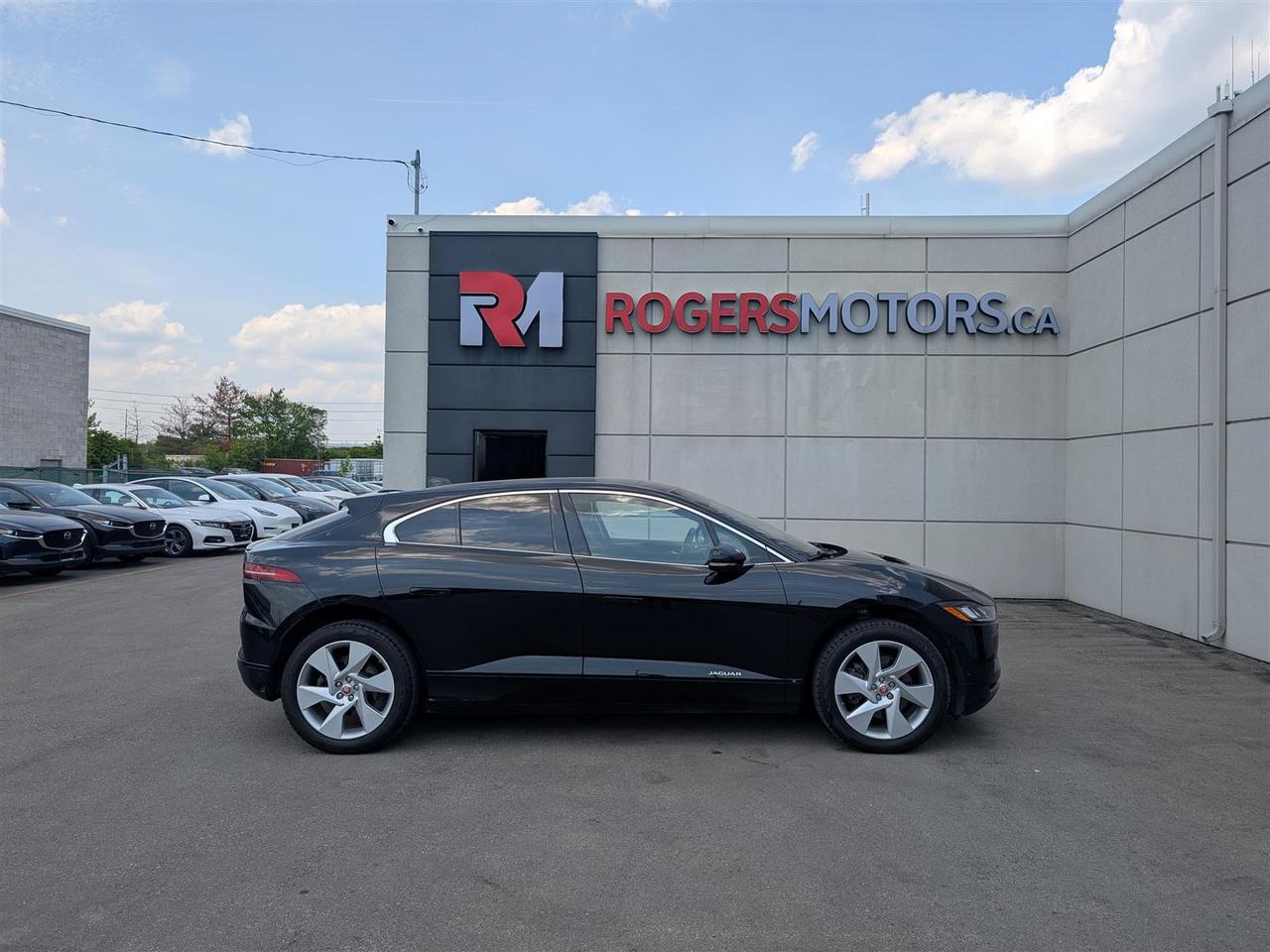 2019 Jaguar I-PACE S AWD EV400 - NAVI - PANO ROOF - TECH FEATS Photo