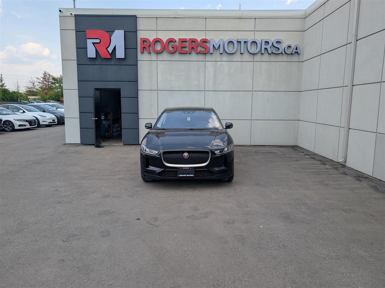 2019 Jaguar I-PACE S AWD EV400 - NAVI - PANO ROOF - TECH FEATS Photo