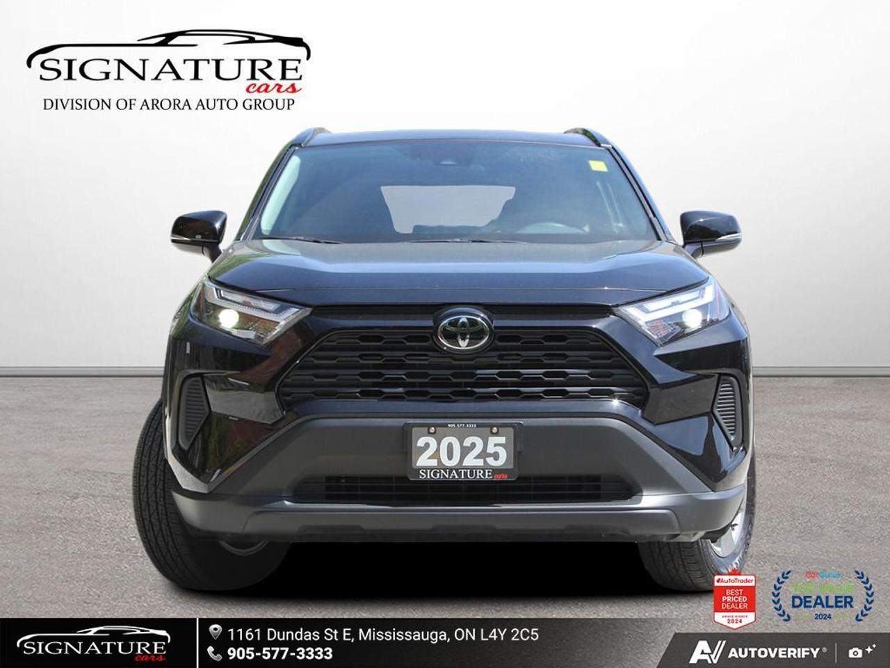 2025 Toyota RAV4 Hybrid XLE AWD No Accident Sunroof Carplay BSM Photo