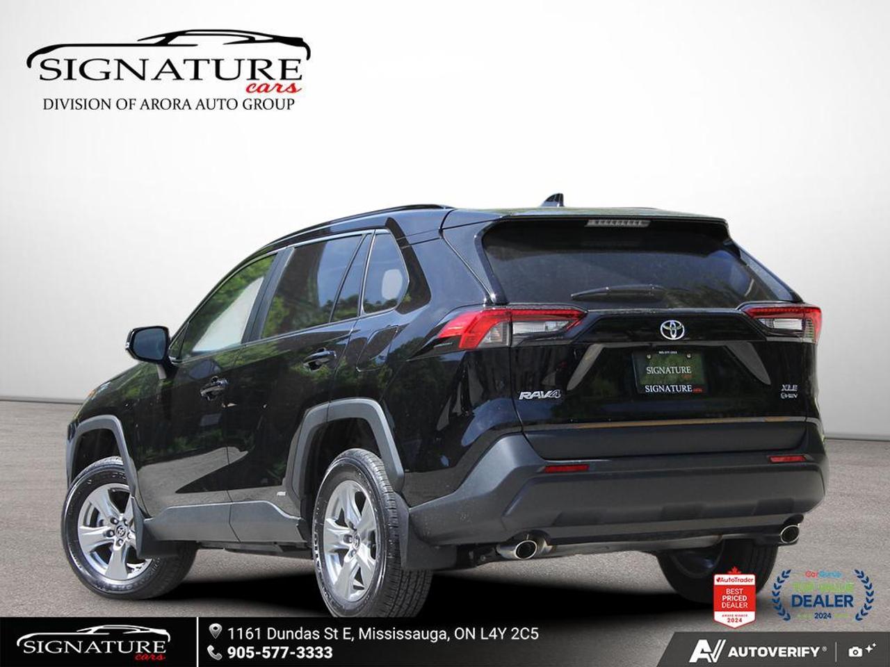 2025 Toyota RAV4 Hybrid XLE AWD No Accident Sunroof Carplay BSM Photo3