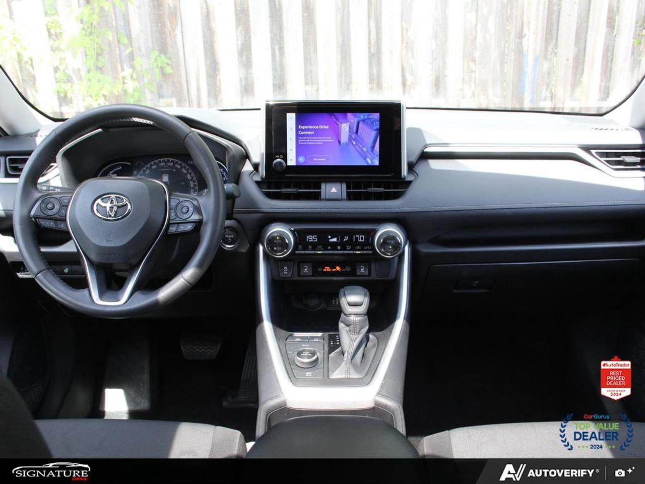 2025 Toyota RAV4 Hybrid XLE AWD No Accident Sunroof Carplay BSM Photo