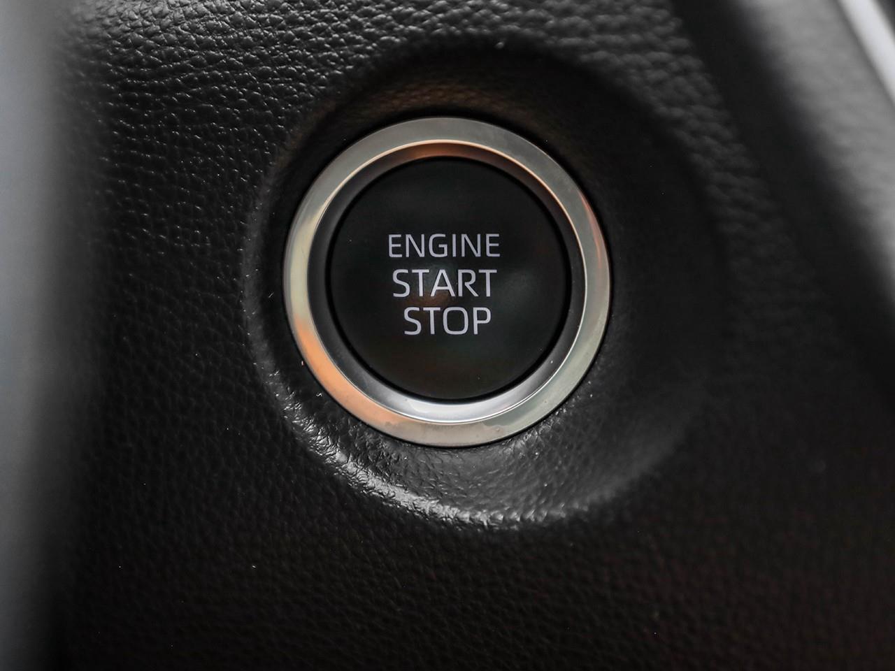 2022 Toyota Corolla Cross LE HEATED CLOTH SEATS-HEATED STEERING WHEEL-SUNROOF-NO ACCIDENTS- Photo