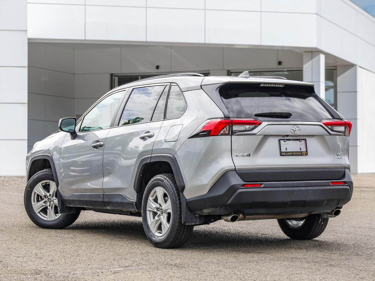 2020 Toyota RAV4 XLE HEATED STEERING WHEEL-SUNROOF-HEATED CLOTH SEATS-LANE KEEP ASSIST- Photo