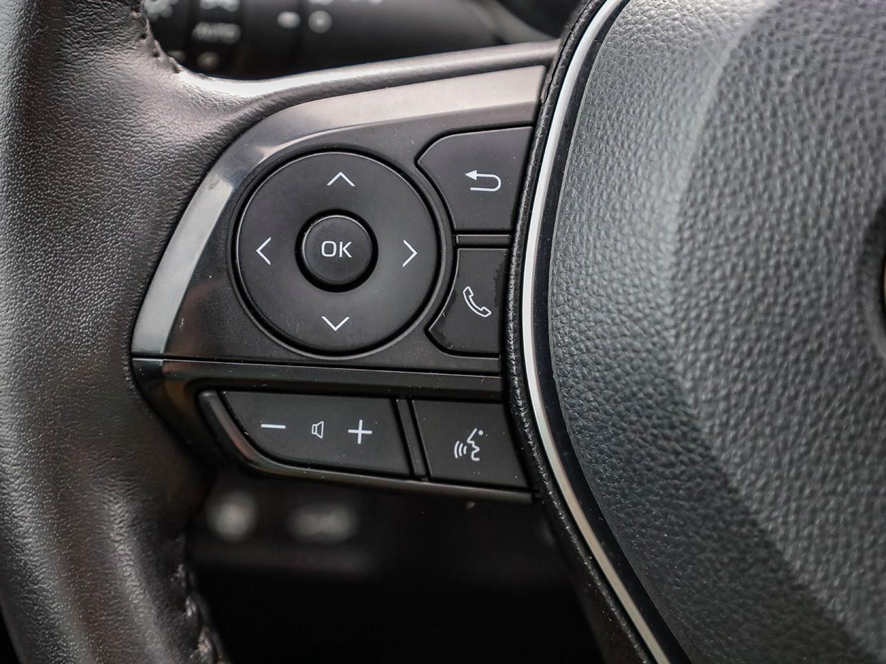 2020 Toyota RAV4 XLE HEATED STEERING WHEEL-SUNROOF-HEATED CLOTH SEATS-LANE KEEP ASSIST- Photo